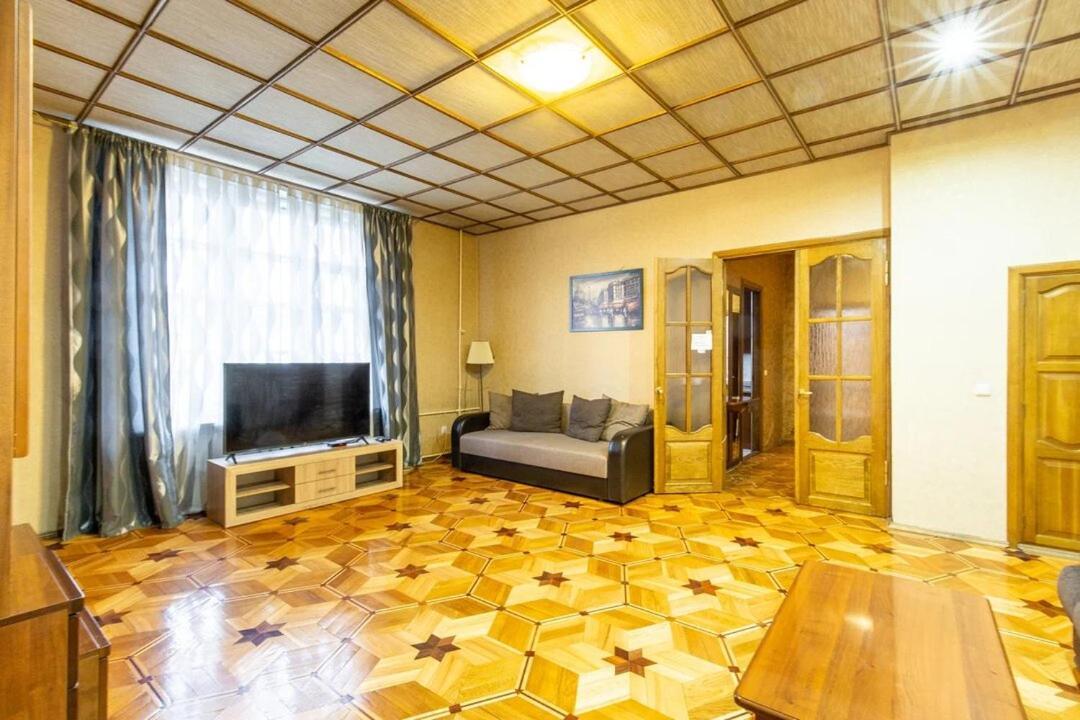 Apartments In The Center Of Minsk On Nezavisimosti 12 Extérieur photo